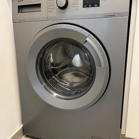 Skau Piano Family & Business Free Parking * Bratislava